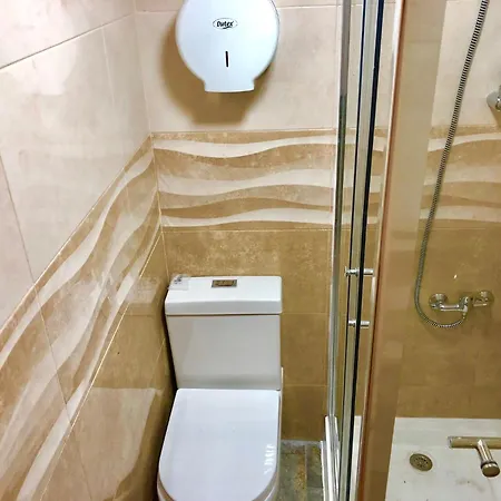 05lisbon Private Bedroom With A View بيت ضيافة