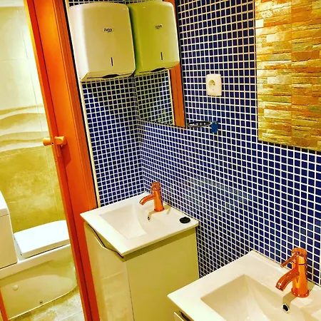 05lisbon Private Bedroom With A View بيت ضيافة Lisboa